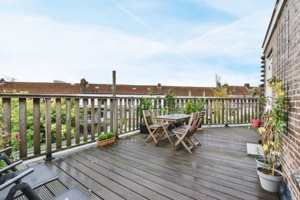 Balcony Wood Repair in Woodland Hills