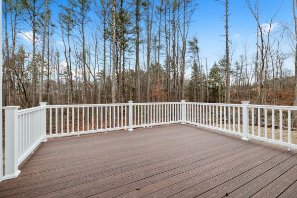 Deck Rail Repair in Woodland Hills