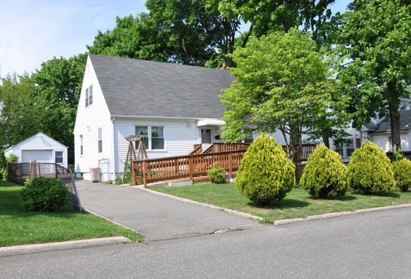 Cost of Wood Ramp Repair in Woodland Hills